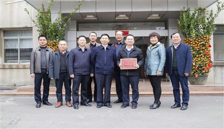暖心！侯立林到公司送來(lái)春節(jié)慰問