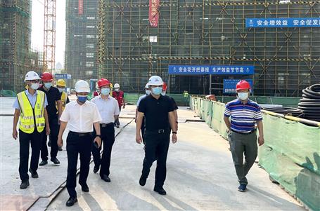 陳陽(yáng)山到冶建第十分公司承建項(xiàng)目調(diào)研督導(dǎo)