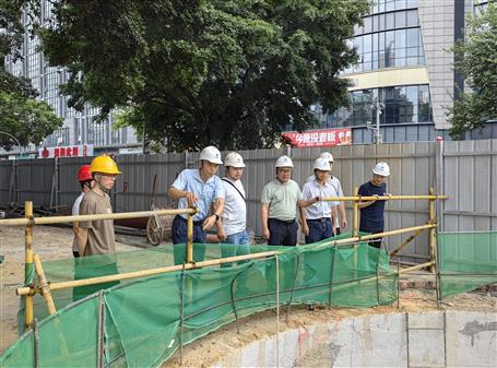 韋克雪到基礎(chǔ)分公司項(xiàng)目開展第三季度安全生產(chǎn)質(zhì)量綜合大檢查暨“中秋節(jié)”“國慶節(jié)”前安全生產(chǎn)專項(xiàng)檢查